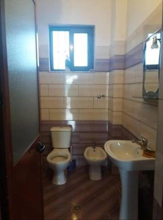 Vila Lika Durres Bagian luar foto